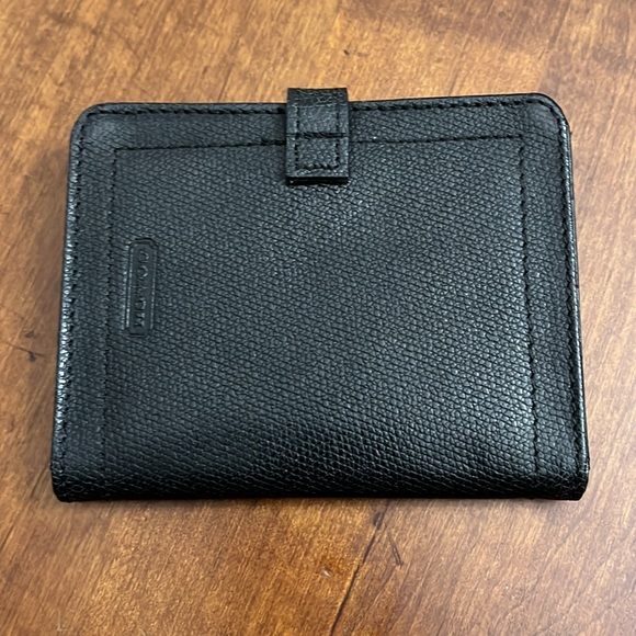 Coach Signature Embossed Leather black Vintage Bifold Wallet with dust bag - Picture 3 of 13